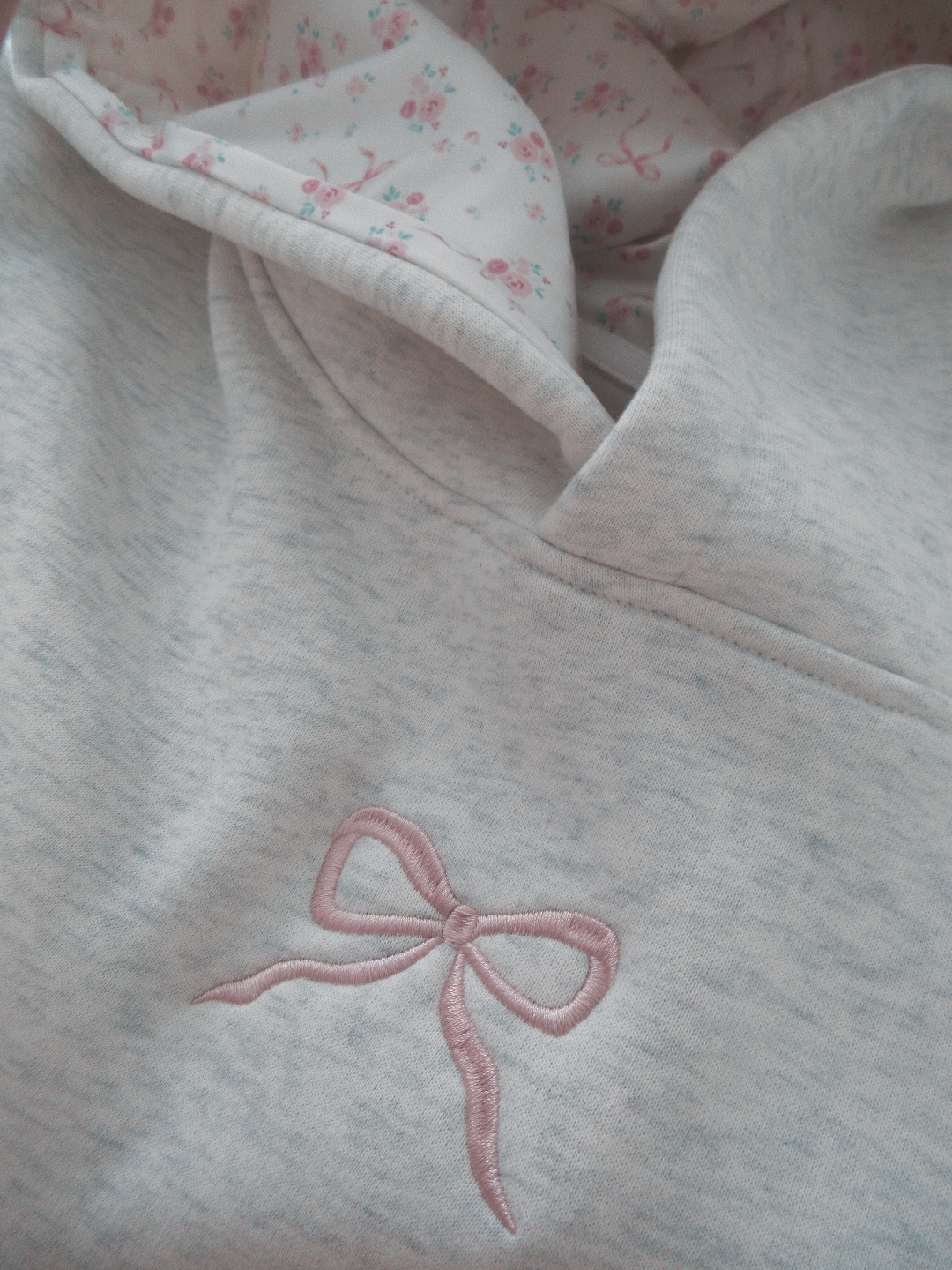 Viral | Bow Hoodie