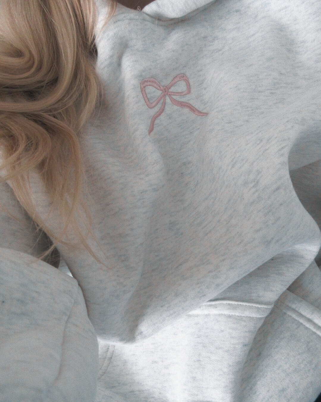 Viral | Bow Hoodie