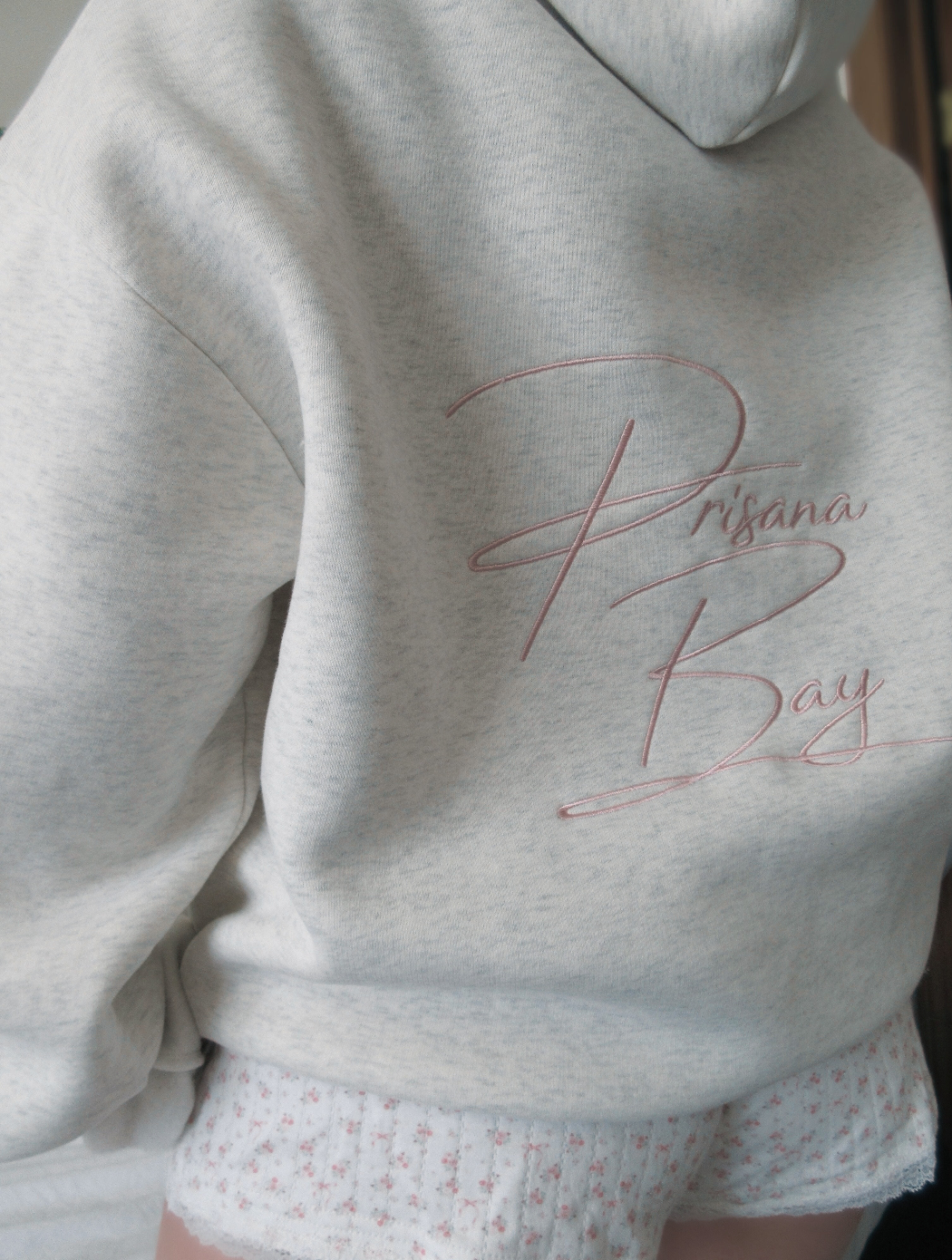 Viral | Bow Hoodie