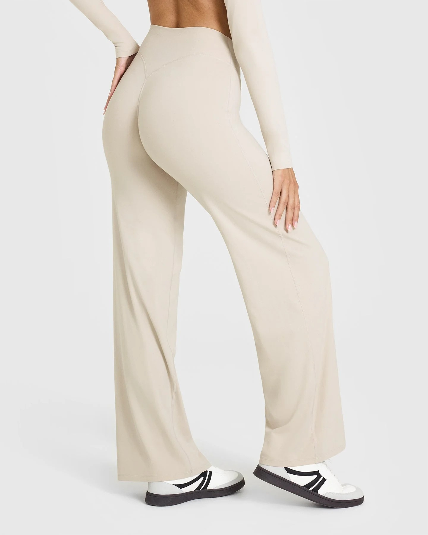 Active | Wide-Leg Bottoms