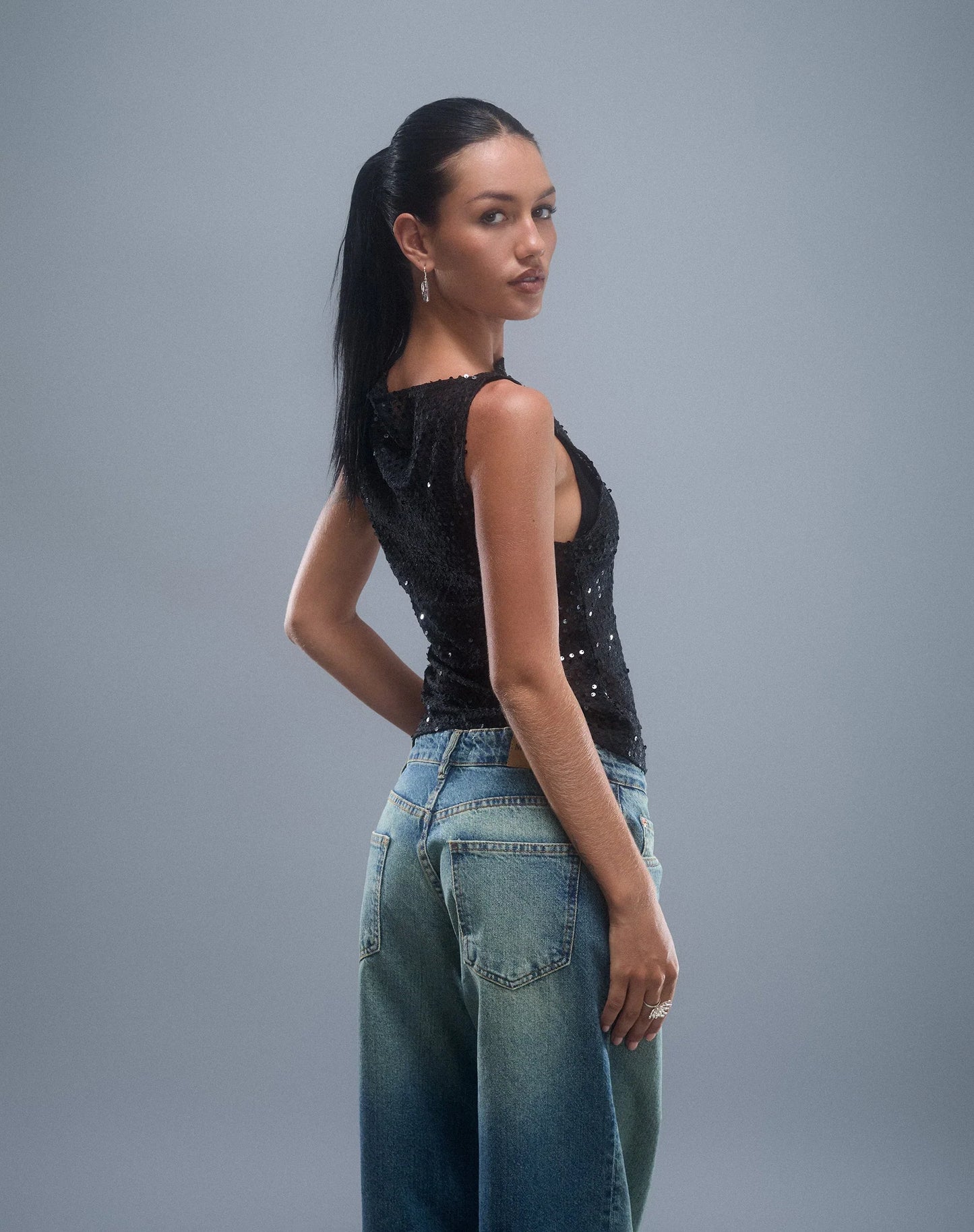 Velora | Noir Top